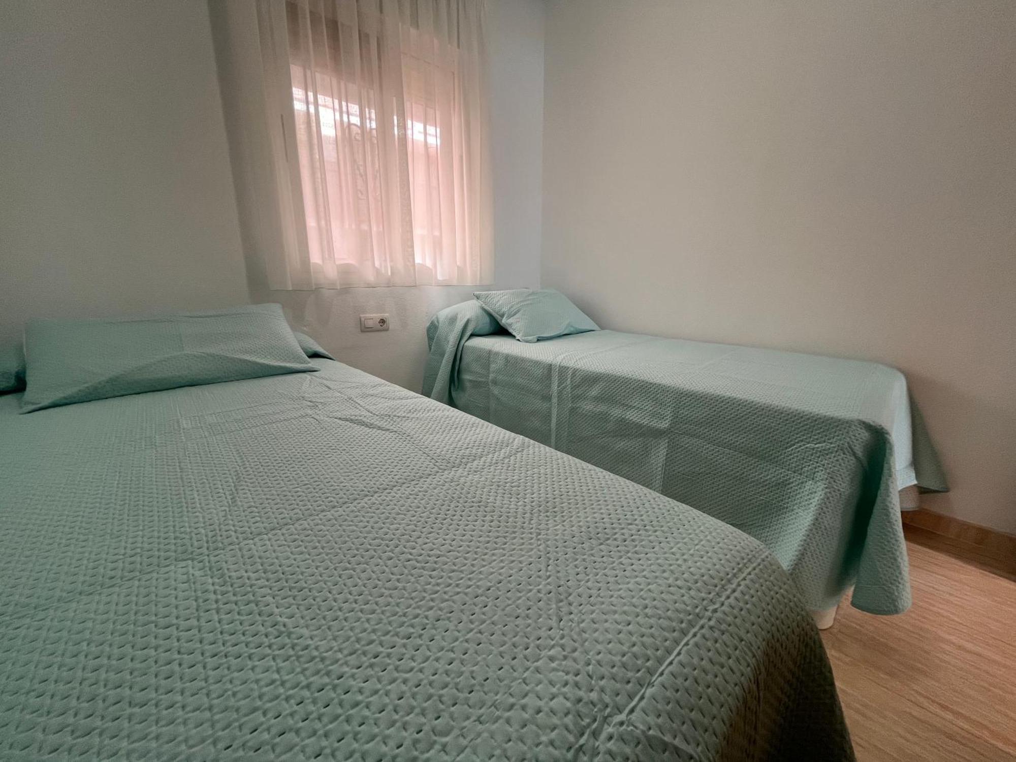 Apartamento Acv - Costa Caribe Ii-2ª Linea Planta 6 Sur 3 *